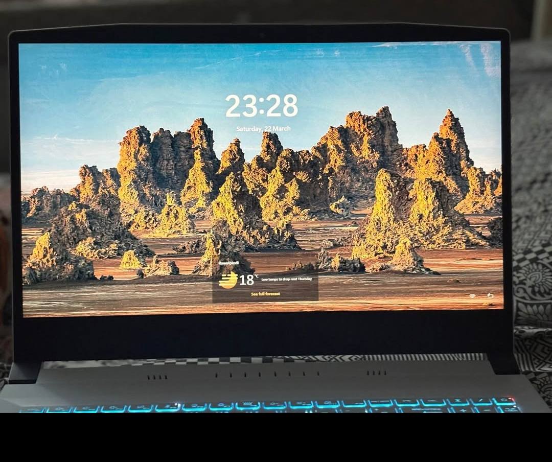 MSI Sword 15 Pollici FHD 144Hz | I7-11800H, RTX 3050 Ti, 8GB RAM, 512GB SSD, Win11