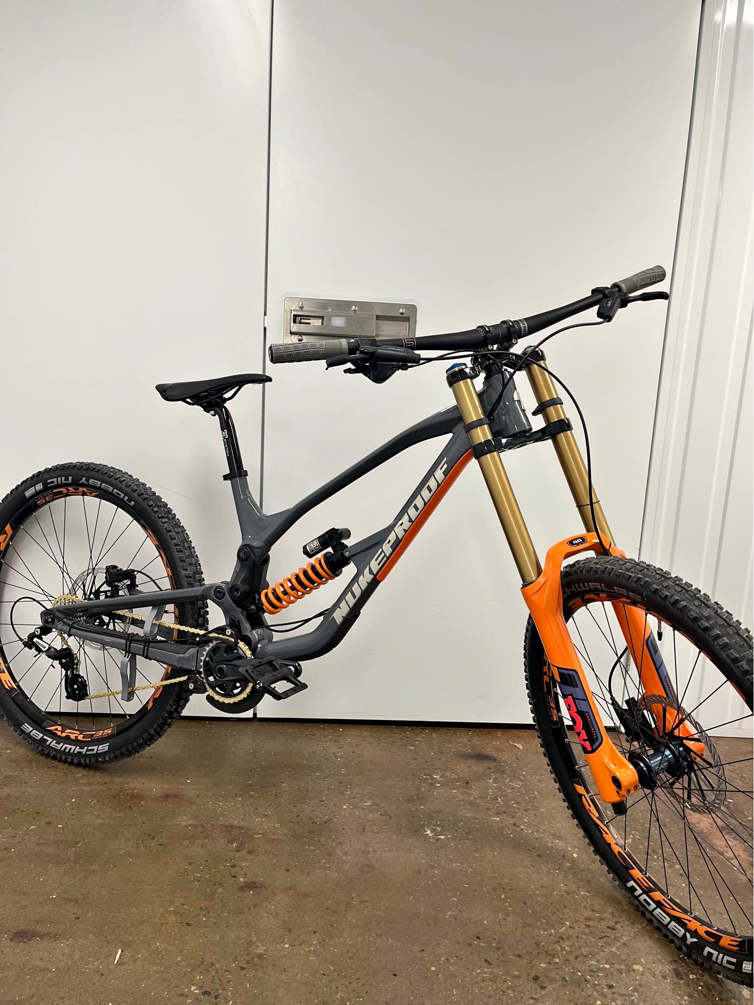 2023 Nukeproof Dissent 290 Comp Full Suspension Downhill Mountain Bike ...