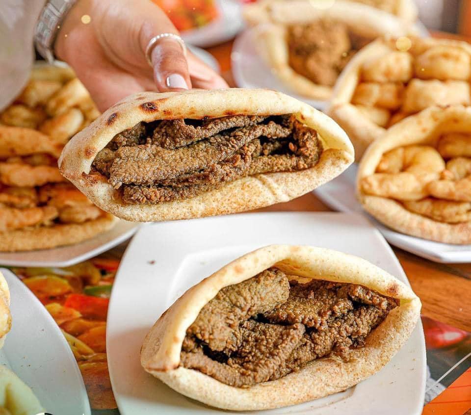 مطعم طأطأ و نع نع