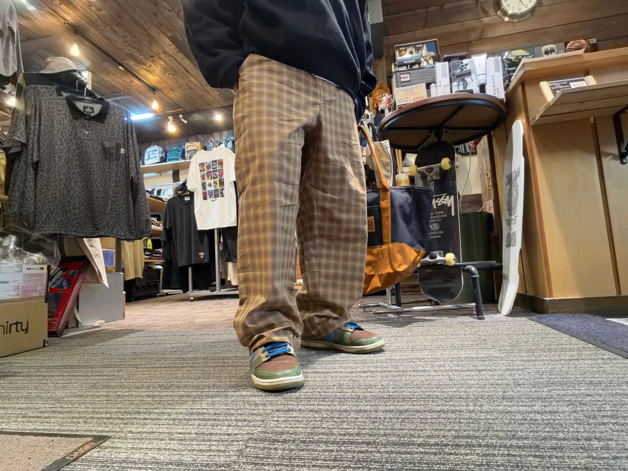 Rodman（ロドマン） - Rodman（ロドマン） added a new photo — at
