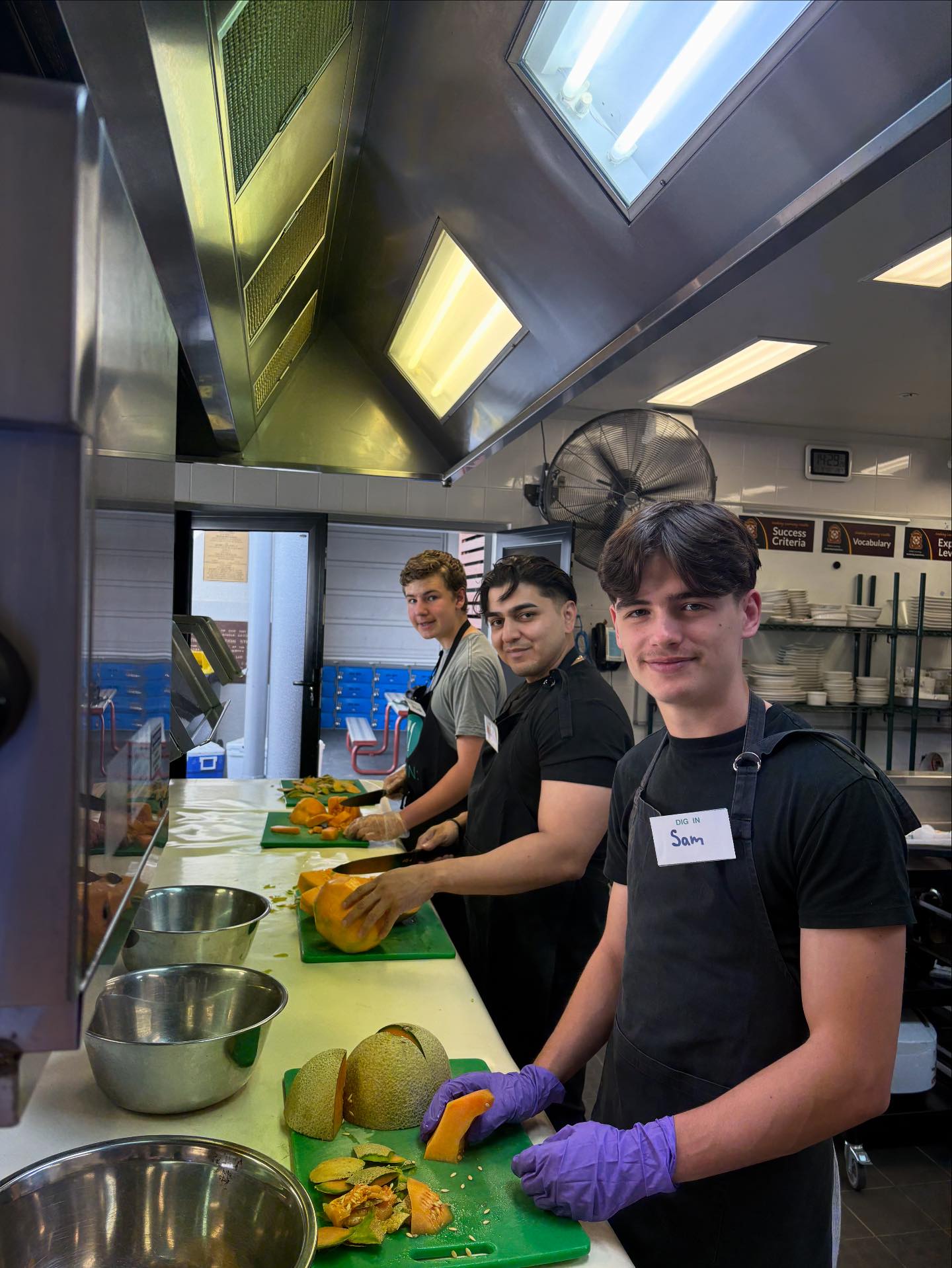 Dig In: | Milton QLD