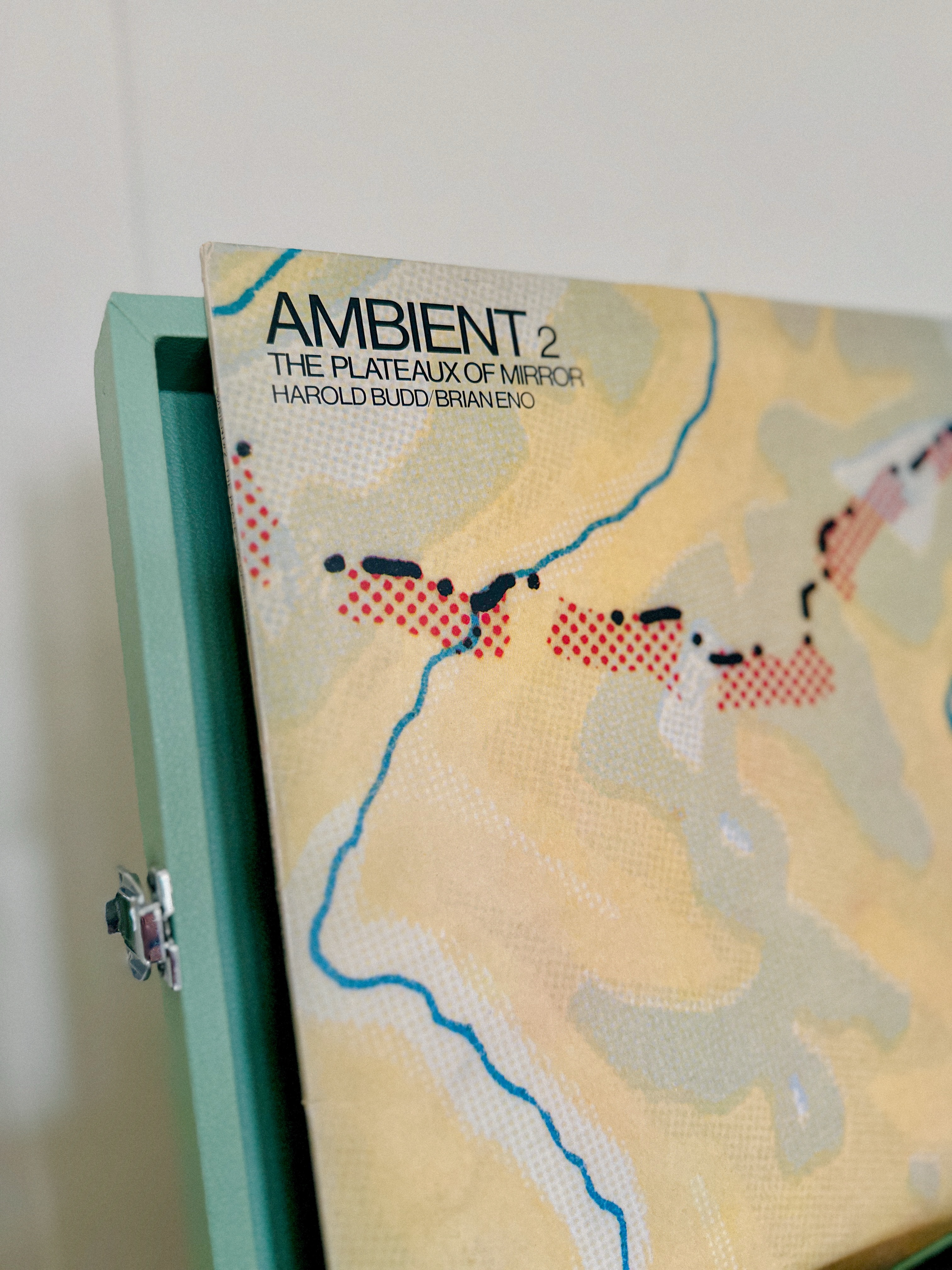 One of the best and most relaxing and enjoyable Ambient Albums I