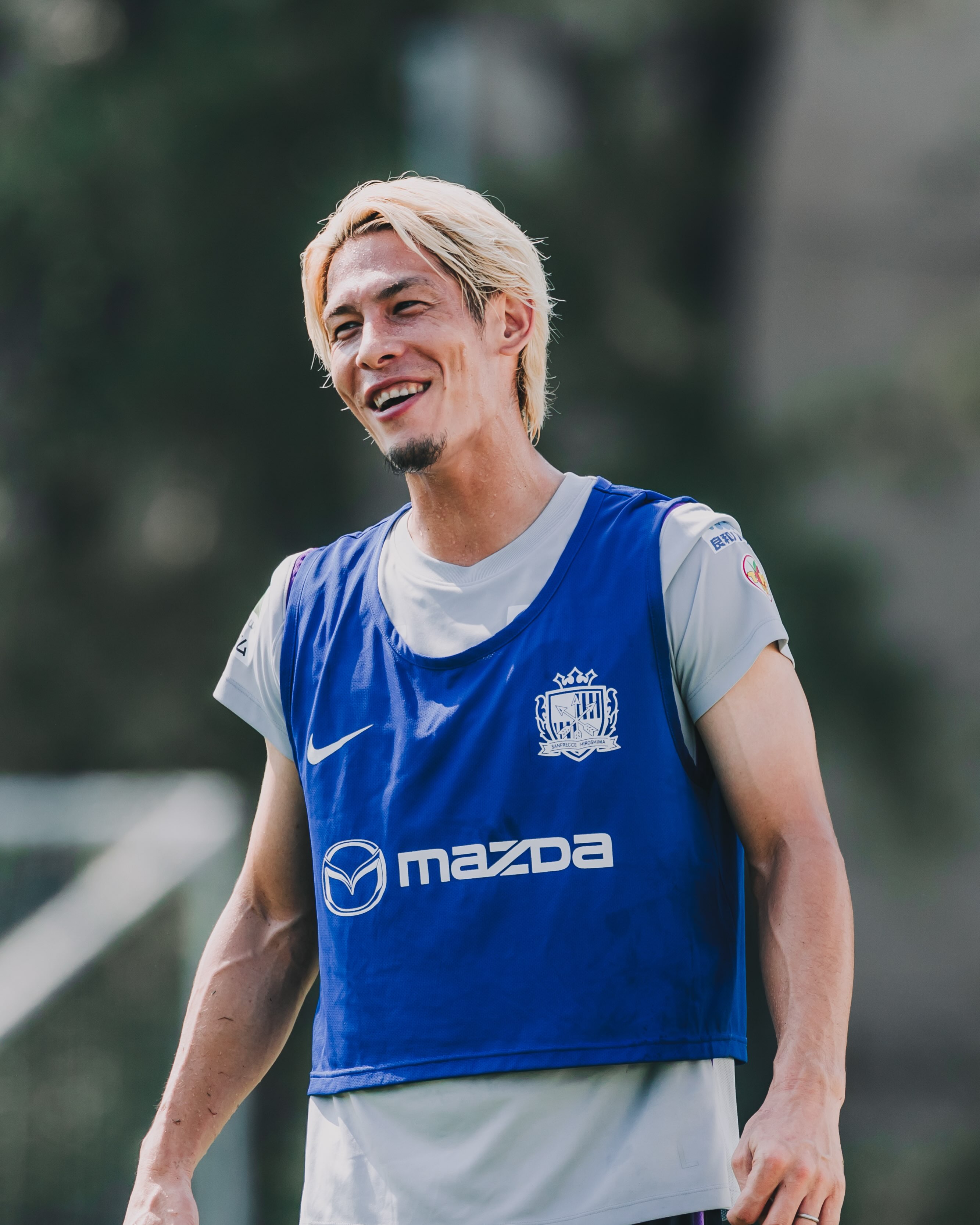サンフレッチェ広島｜SANFRECCE - 初めてサンフレッチェのユニフォーム