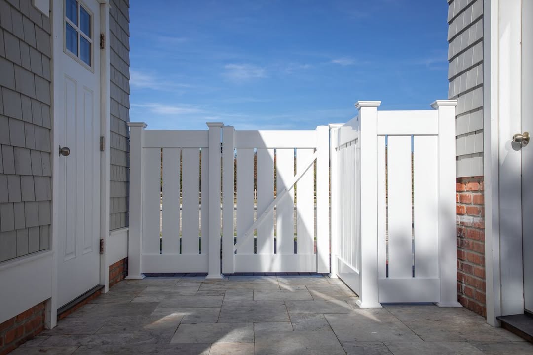 Southington Rustic Fence Company LLC