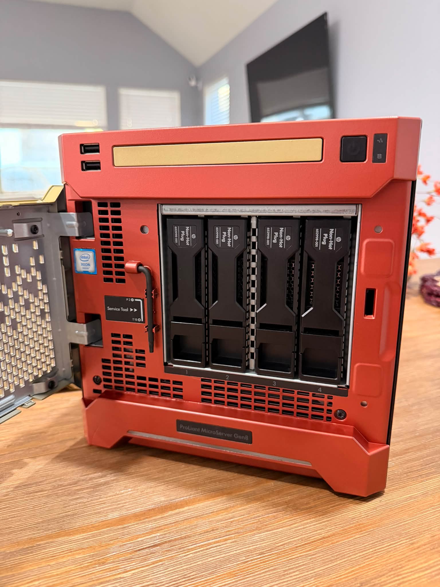 What are HP Gen 8 Microservers used for?