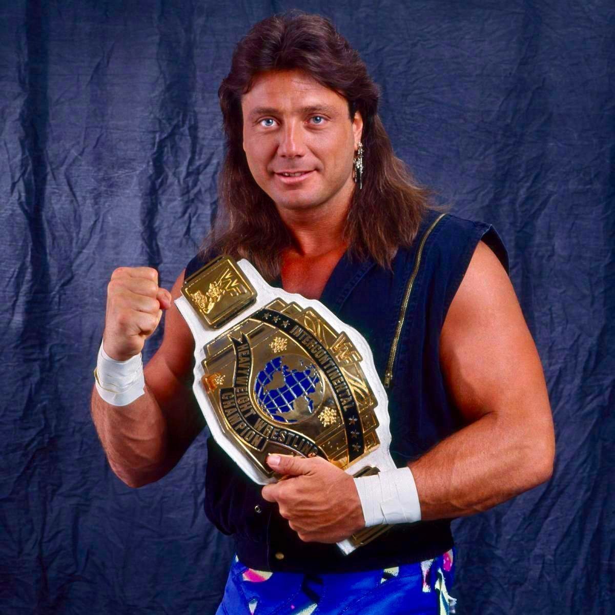 Today - 32 years ago tonight Monday Night Raw was really heating up ...