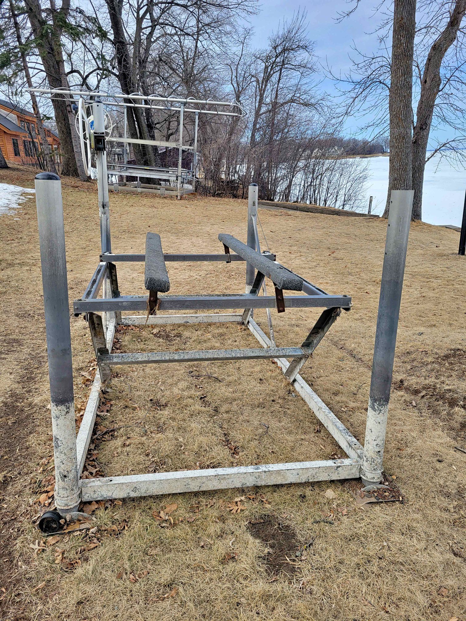 Shorestation jetski lift - Weight Lifting Machines & Racks - Apple ...