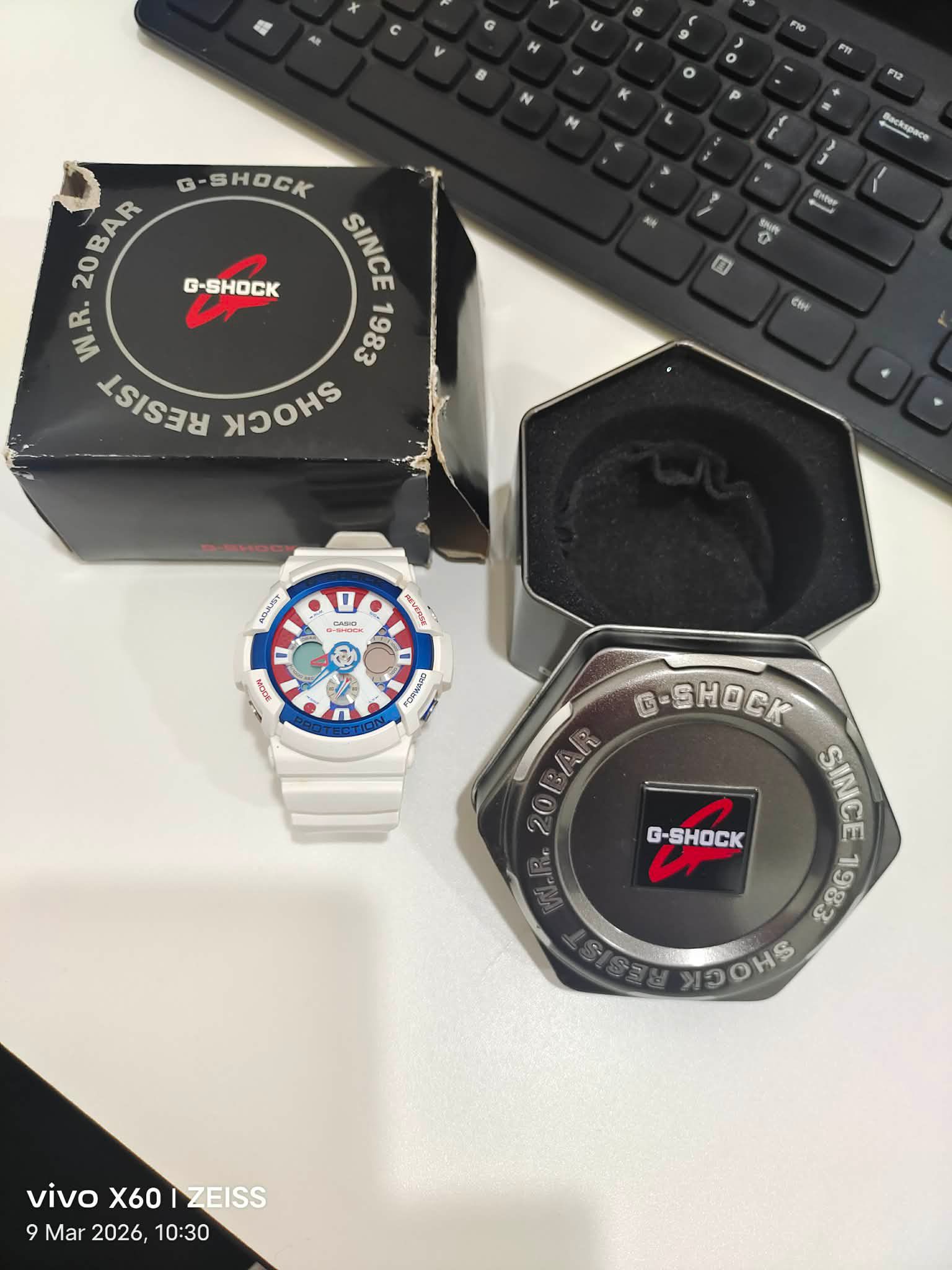 Model Name: GA-201TR-7A (White Tricolor). Movement: Analog-digital 