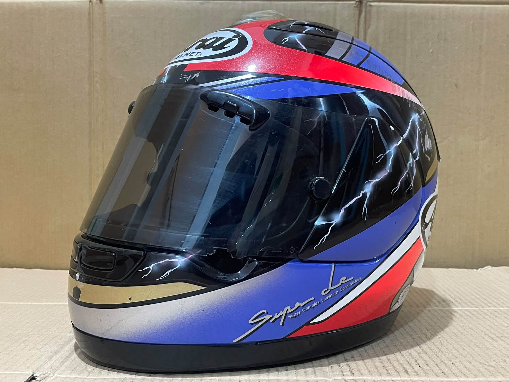 ▽Arai 辻本 聡 実使用 ヘルメット△ Araiの辻本聡さんの実使用