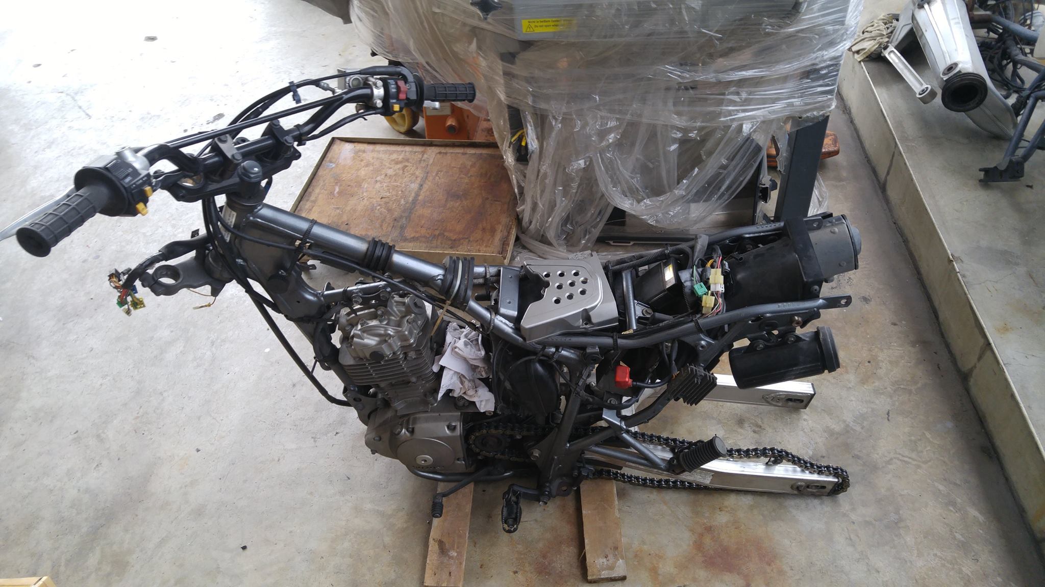 DR200