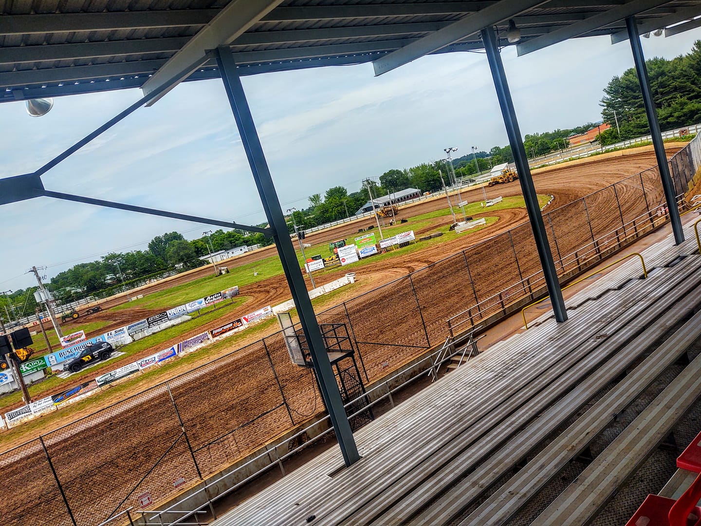 We are just a few hours from race time... - Dirt Race Central