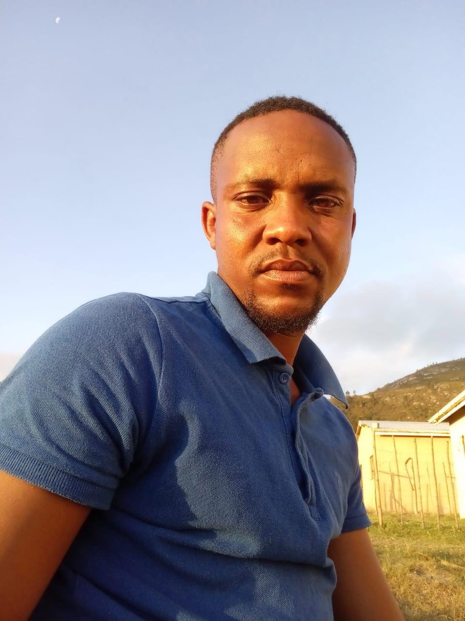 Mohau Elliott Mosamo
