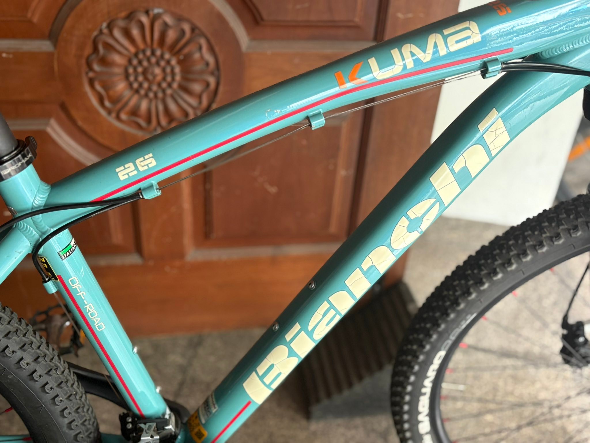 Bianchi Kuma 26” size 17”