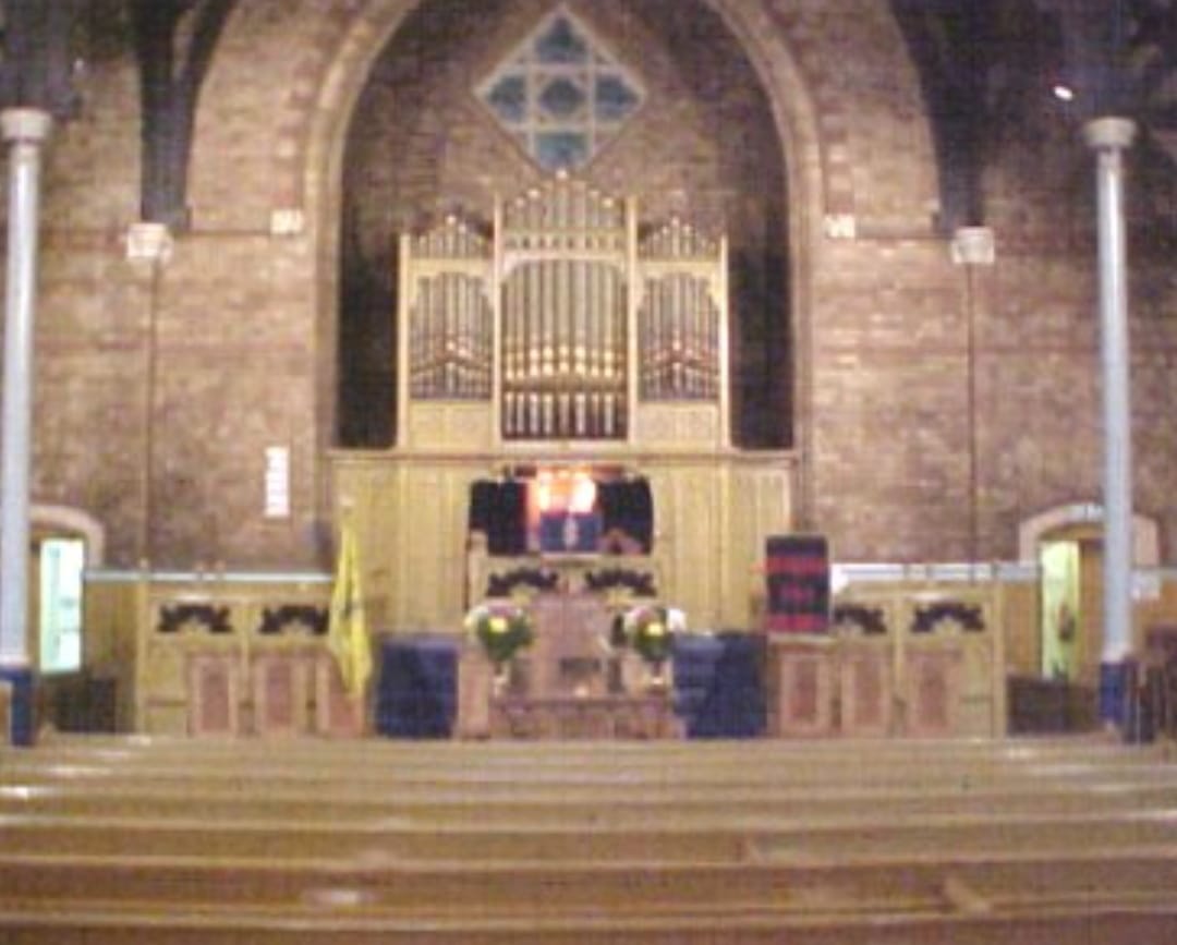Biserica ortodoxa romaneasca in Walsall - Va asteptam cu drag la Sf ...