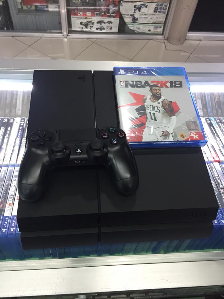 Sold)Ps4 fat 500gb model cuh-1206a 12 series slightly used legit