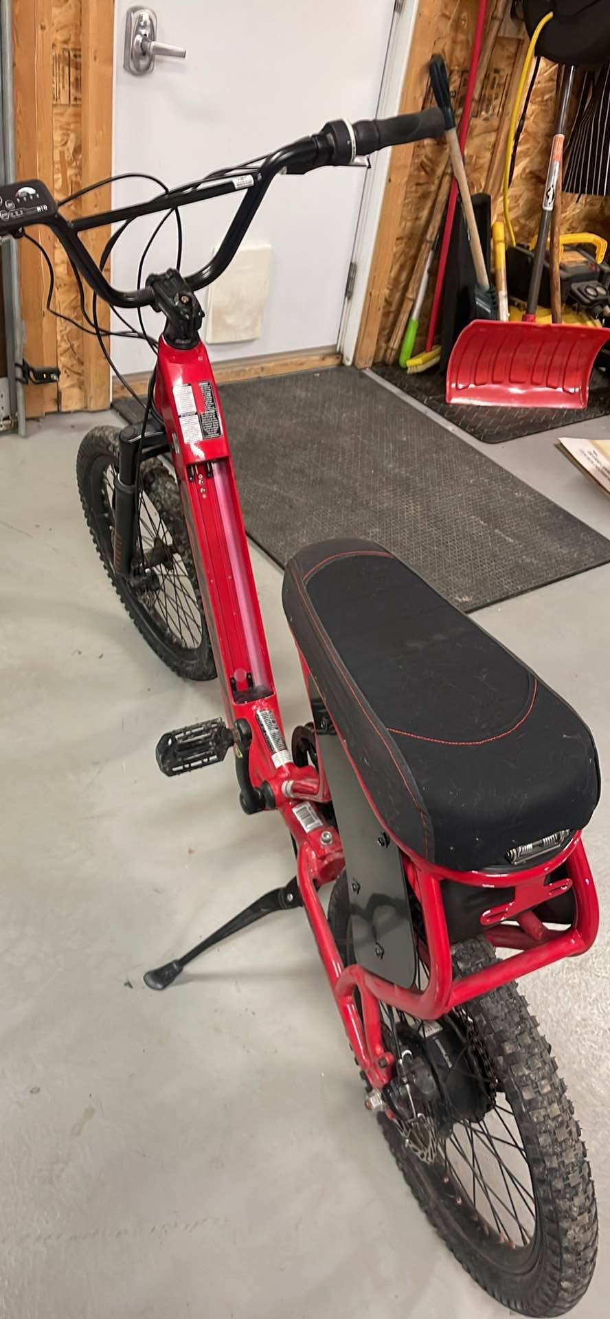 Vélo électrique hyper radster - Bicycles - Lévis, Quebec | Facebook ...