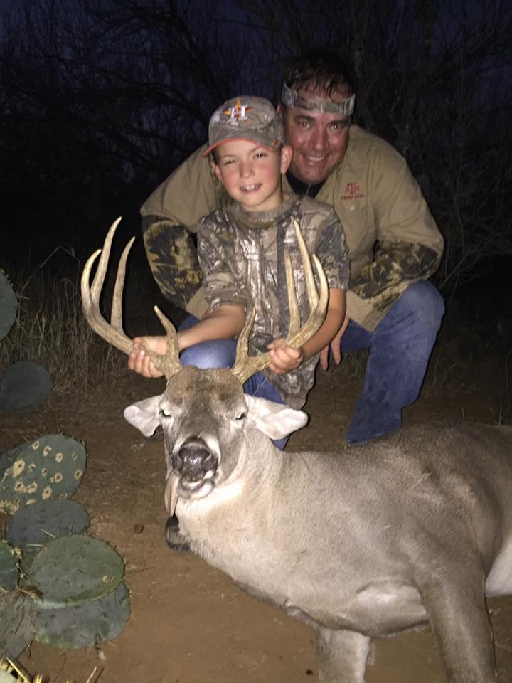 Rocking 4 Whitetails | Jourdanton TX