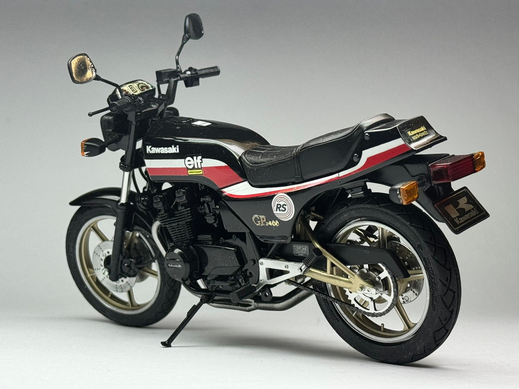 アオシマ 1/12 Kawasaki Z400GP 高市早苗モデル 自民党総裁高市早苗氏