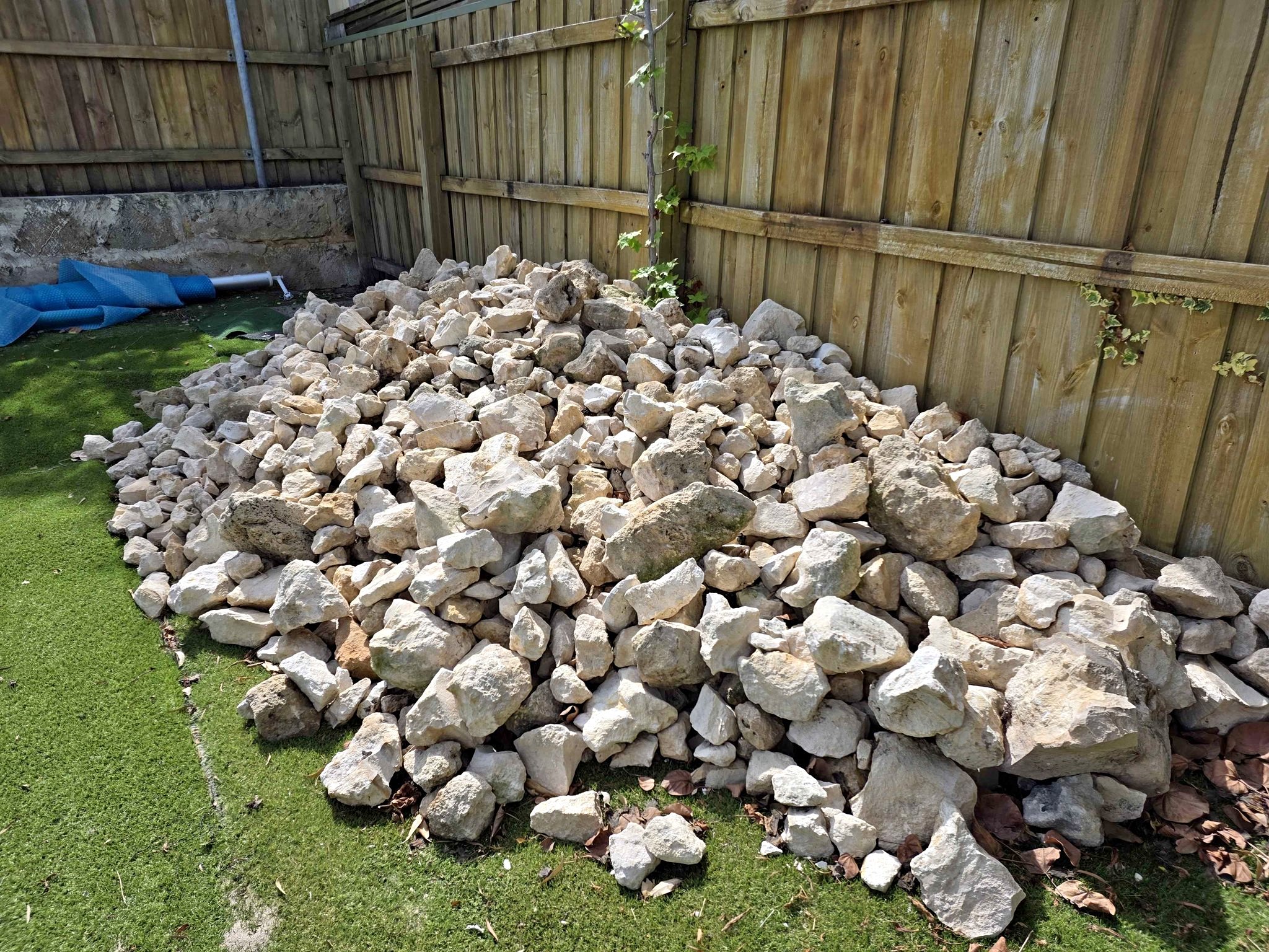 Lime stone rocks - Landscaping Materials - Perth, Western Australia ...