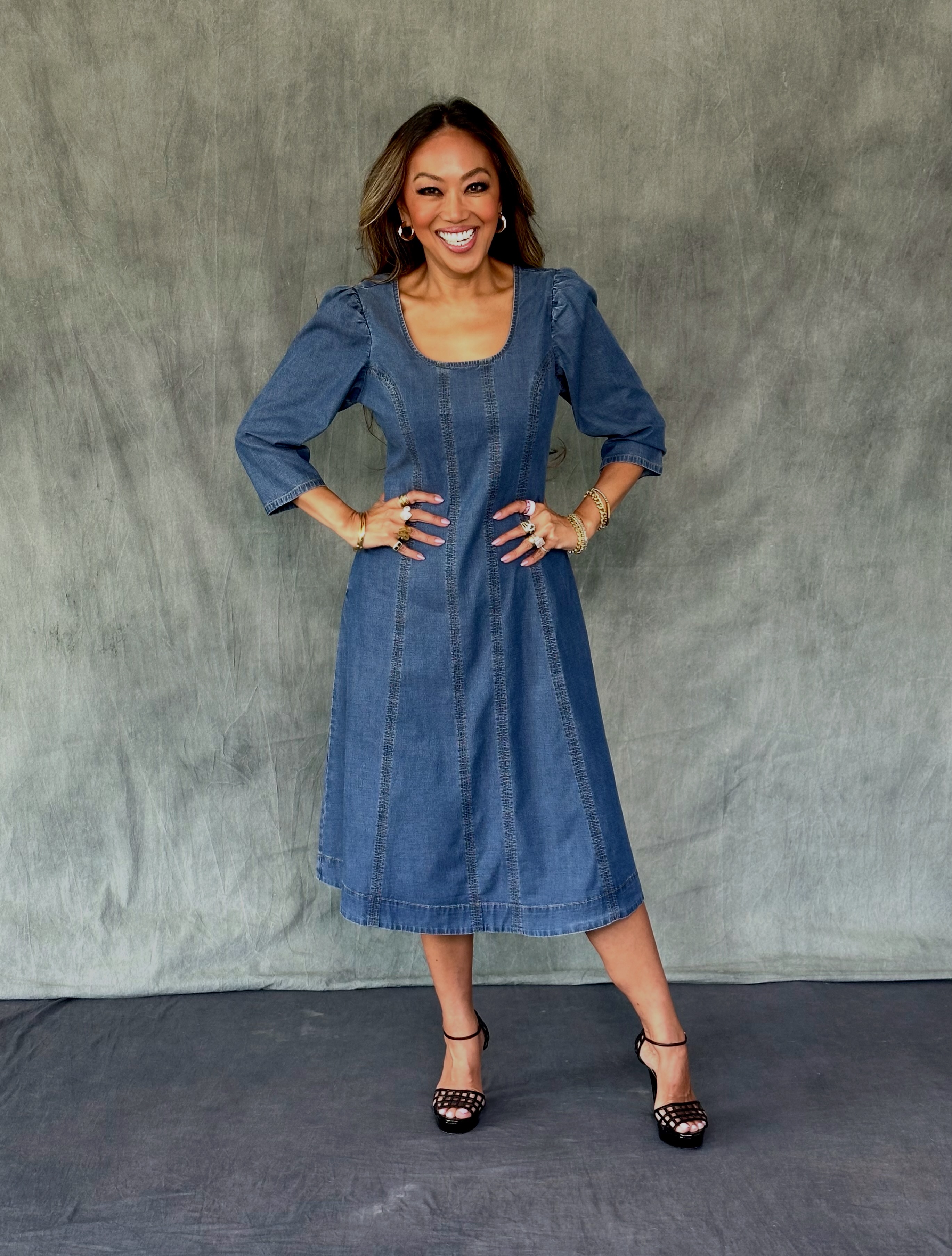 denim dress for winter The perfect 💙 Effortless, breathable, goes with everything, and the perfect transitional piece you can wear all fall and long. Join me tonight a one hour show at winter denim dress with boots The adjustable long sleeves Pattern:A DELIVERY__1WEEK SIMPLE MERMAID WEDDING DRESS