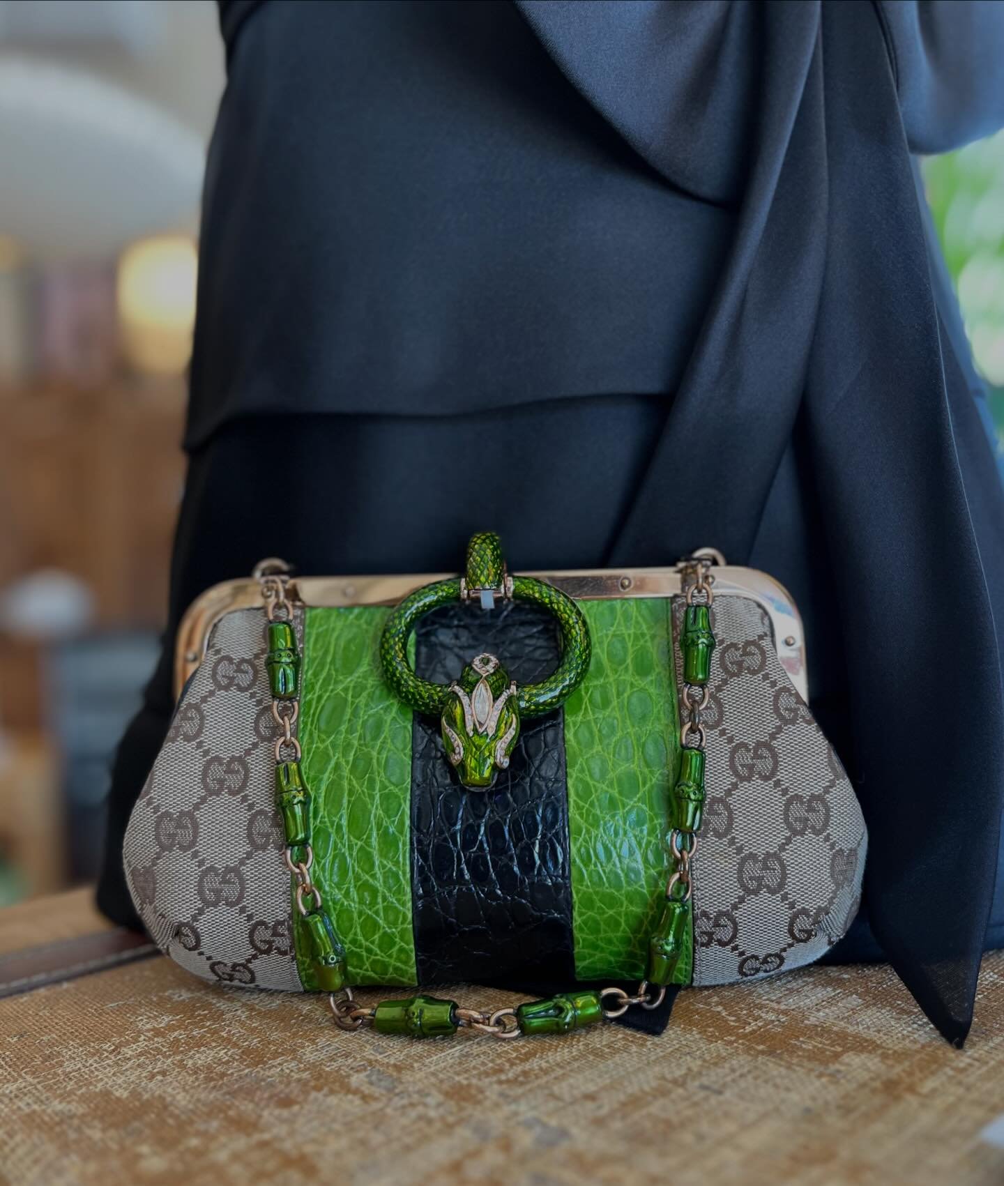 Gucci S/S 2004 by Tom Ford Dragon bag just hit the floor 🐉 Get it