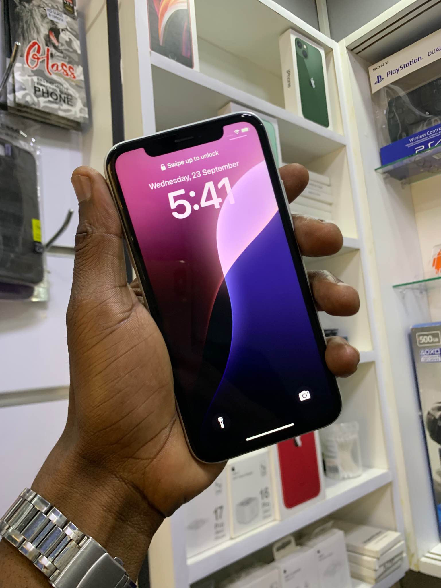 iPhone XR 64GB Face ID ✓ Battery Health 98% 0976386168