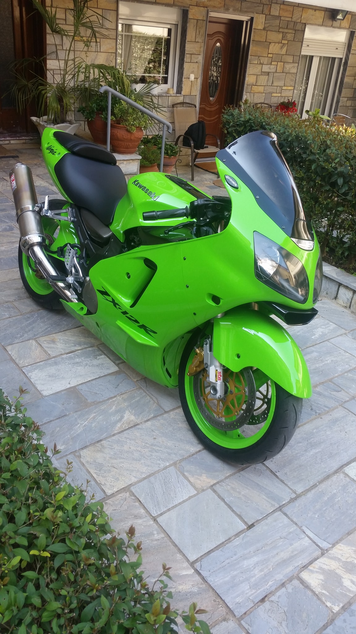My 96 ZX7R💚 and 03 ZX12R🖤