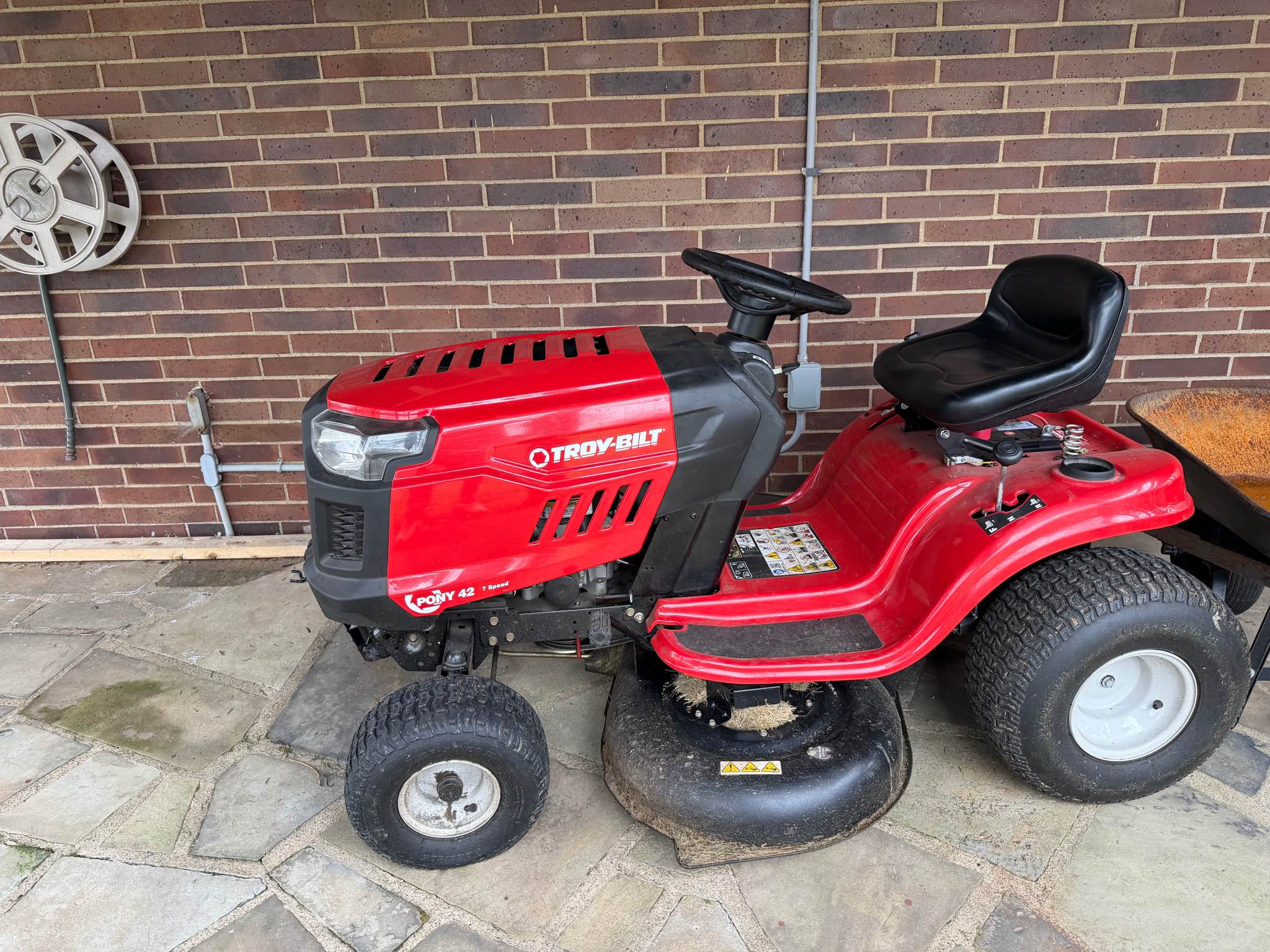 Troy-Bilt Pony 42 7 Speed Riding Mower - Lawn Mowers - Greensburg ...