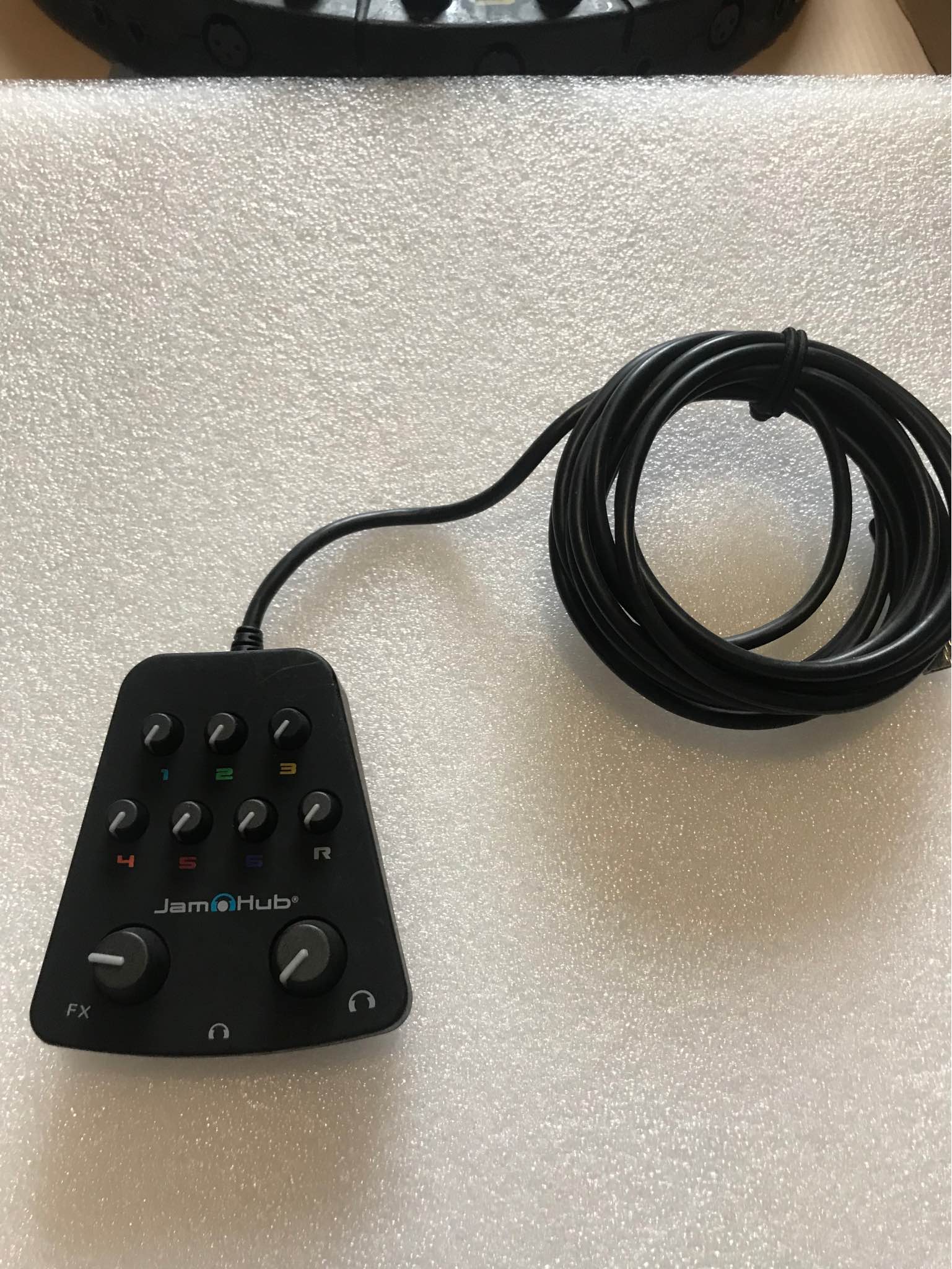 Jamhub GreenRoom Silent Rehearsal Studio - Pro Audio Equipment - New ...