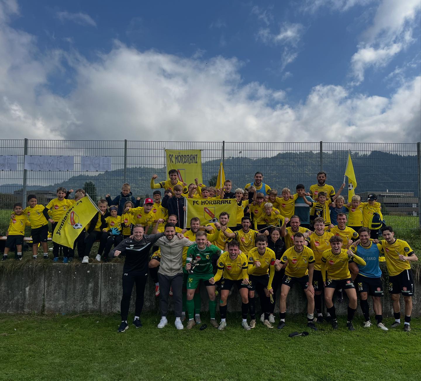 RUPP - H E I M S I E G 🥳 Am Sonntagvormittag feierte der FC Hörbranz ...