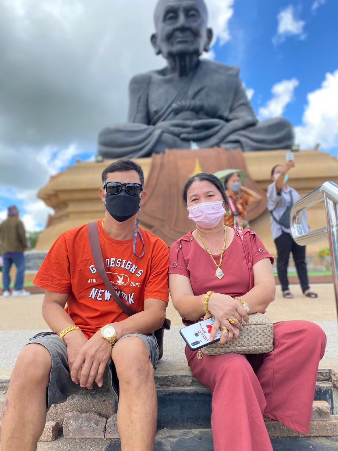 พจนี โลหะพันธุ์