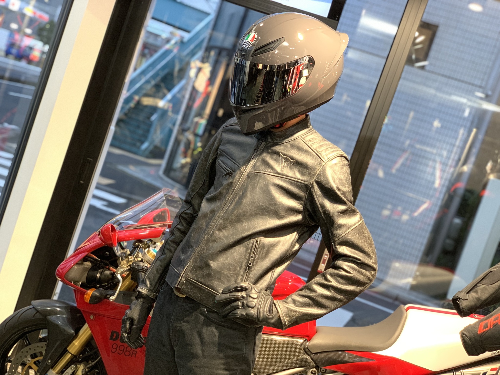 W*g様 ダイネーゼ Dainese - Dainese added a new photo — at ダイネーゼ 世田谷.
