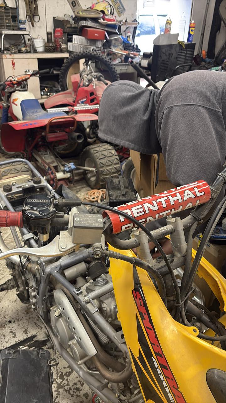 What's wrong with Honda 400ex OEM carburetor compared to Chinese