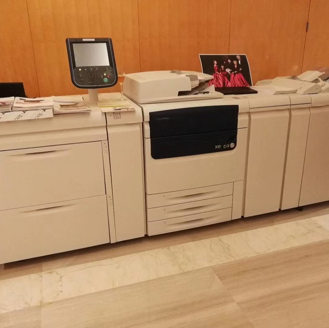 Xerox V180 digital printing machine boasts vibrant colors, integrating ...