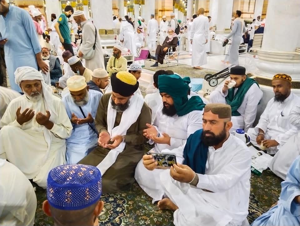 ‎صاحبزاده ابو حاتم... - صاحبزاده ابو حاتم ساجن سائين ڪرمي