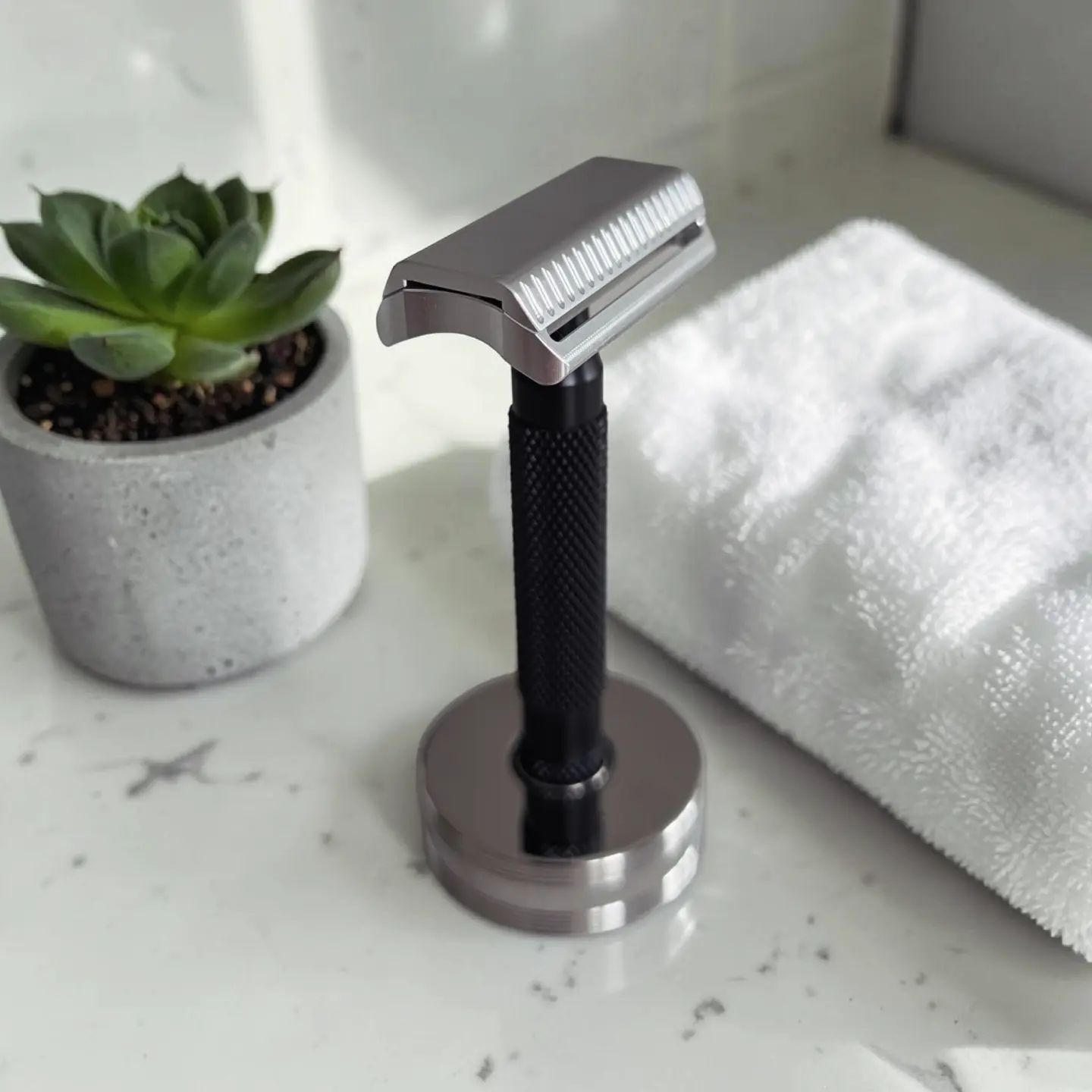 RazoRock DAILY smooth & grooved (standard plates) There will also