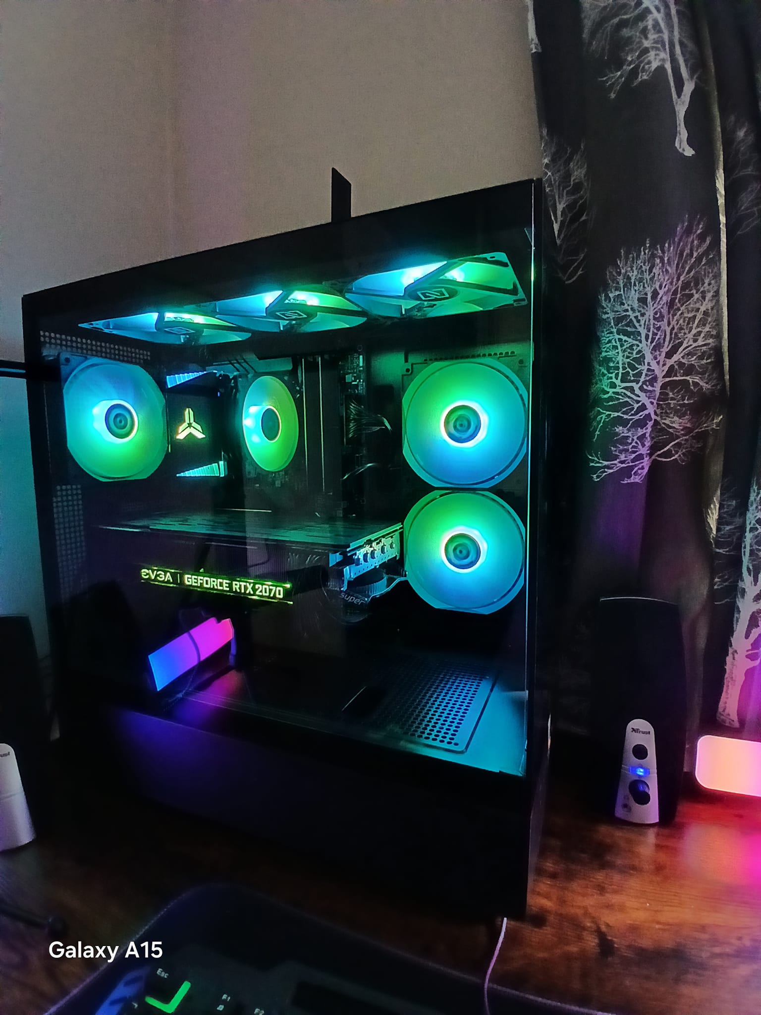 カール2本セット New pc case. Plenty of room for a 4080/90 when i get one. Had to
