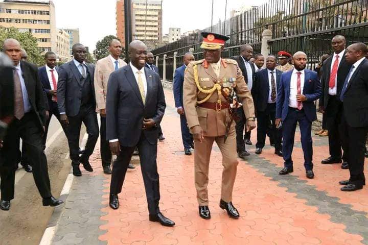 Coletta Aluda - A walk from Harambee ANNEX office to...