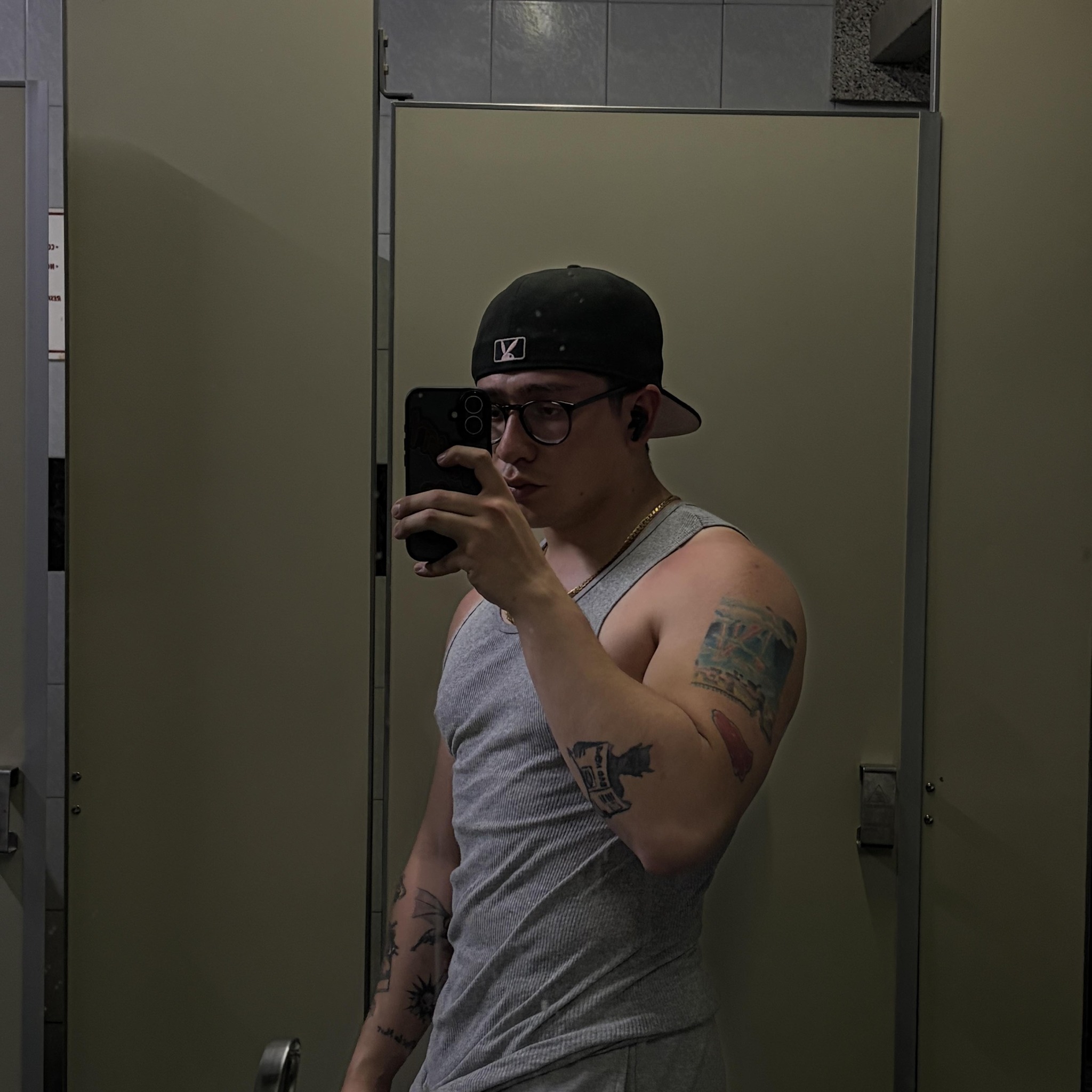 Yyyyy ya weeeeei? Sígueme en twitch: itsmcflyz #r6 #rainbowsix # ...