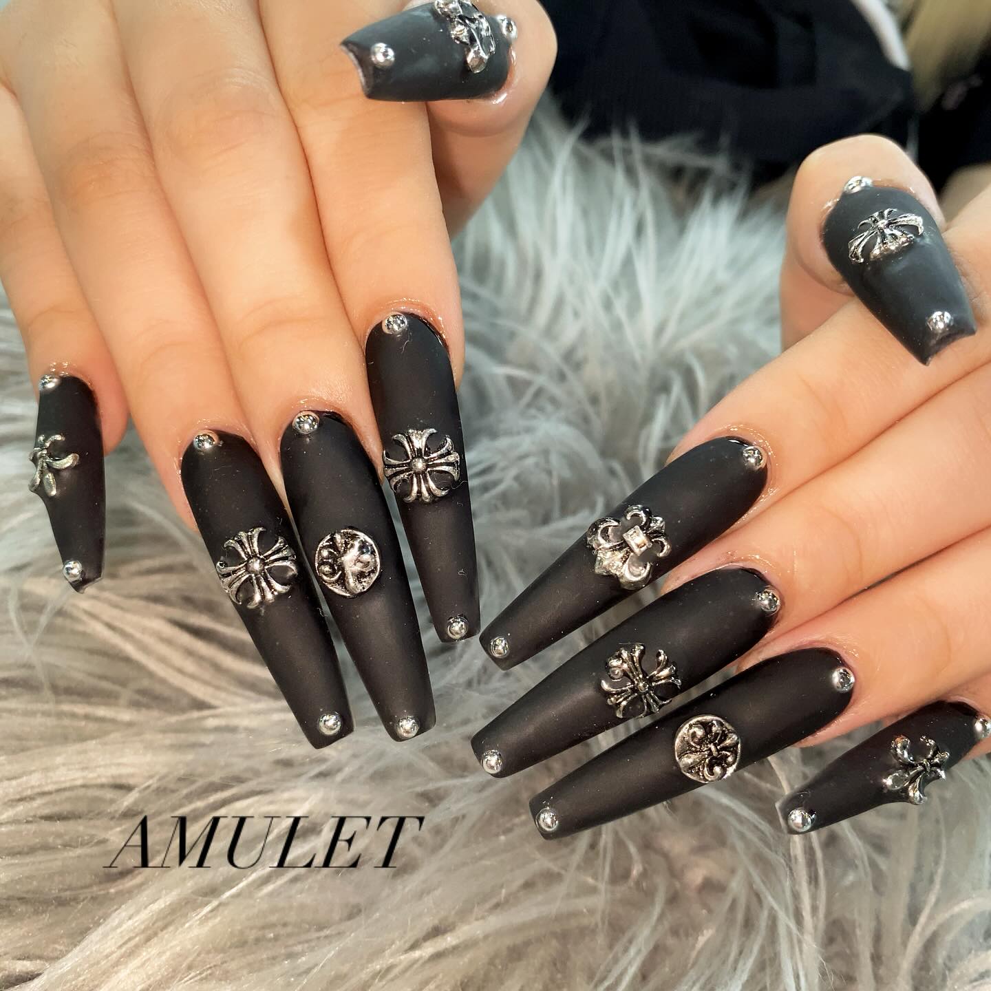 🖤BLACK✖️Chrom🖤 マットでクールに💋 担当 岩田 @rosepulipuli