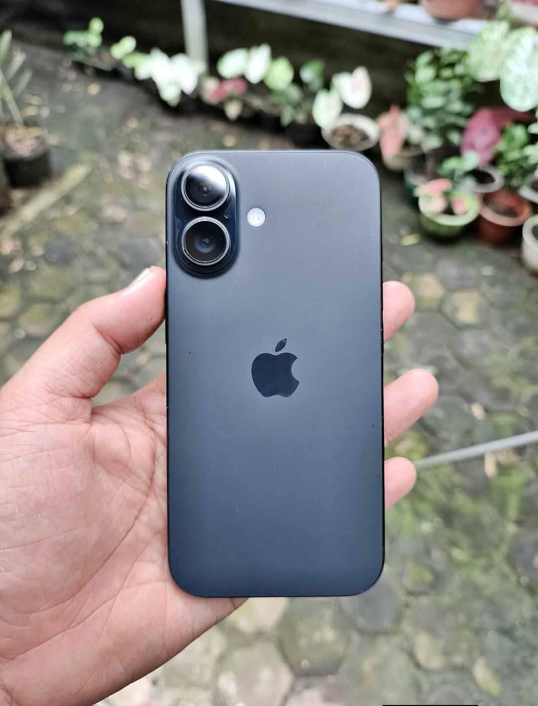 Iphone 16 basic - Cell Phones - Bandung | Facebook Marketplace | Facebook