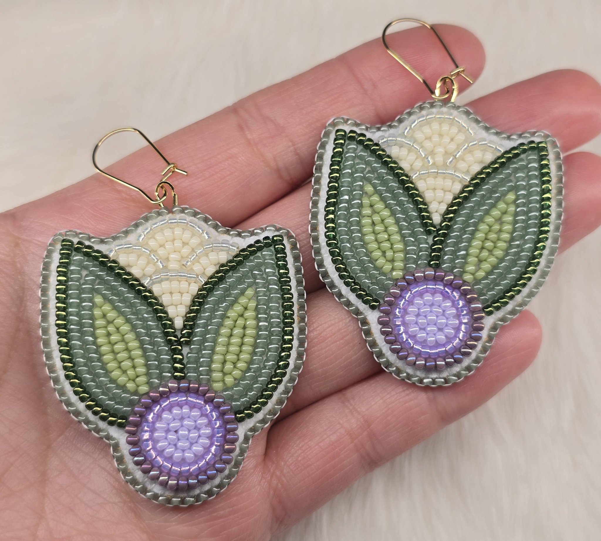 Handmade Moosehide and Fox Fur Earrings for Sale by Indigenous