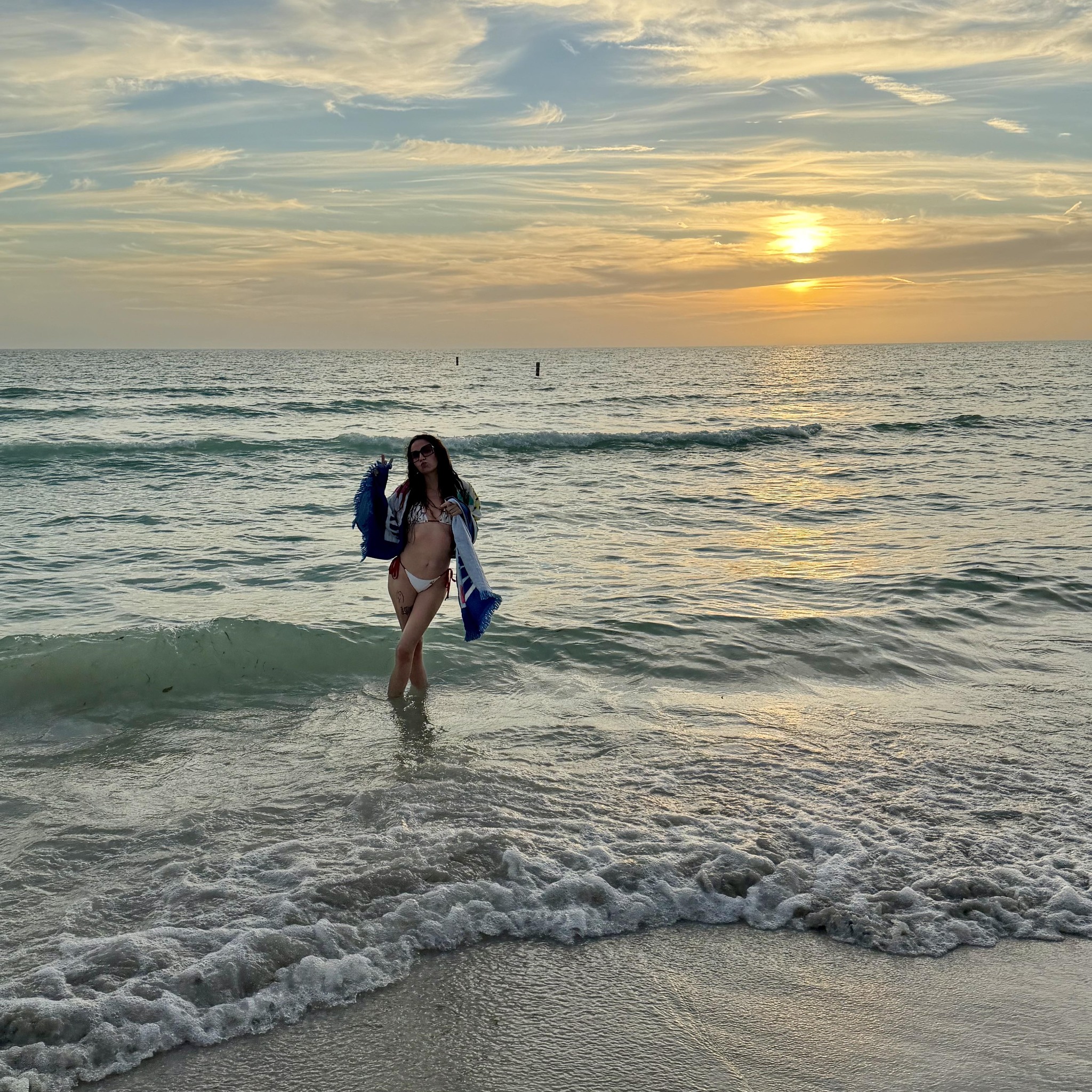 Florida Shelling Fanatics! 🐚 | At pass a grille today, literally stuck ...