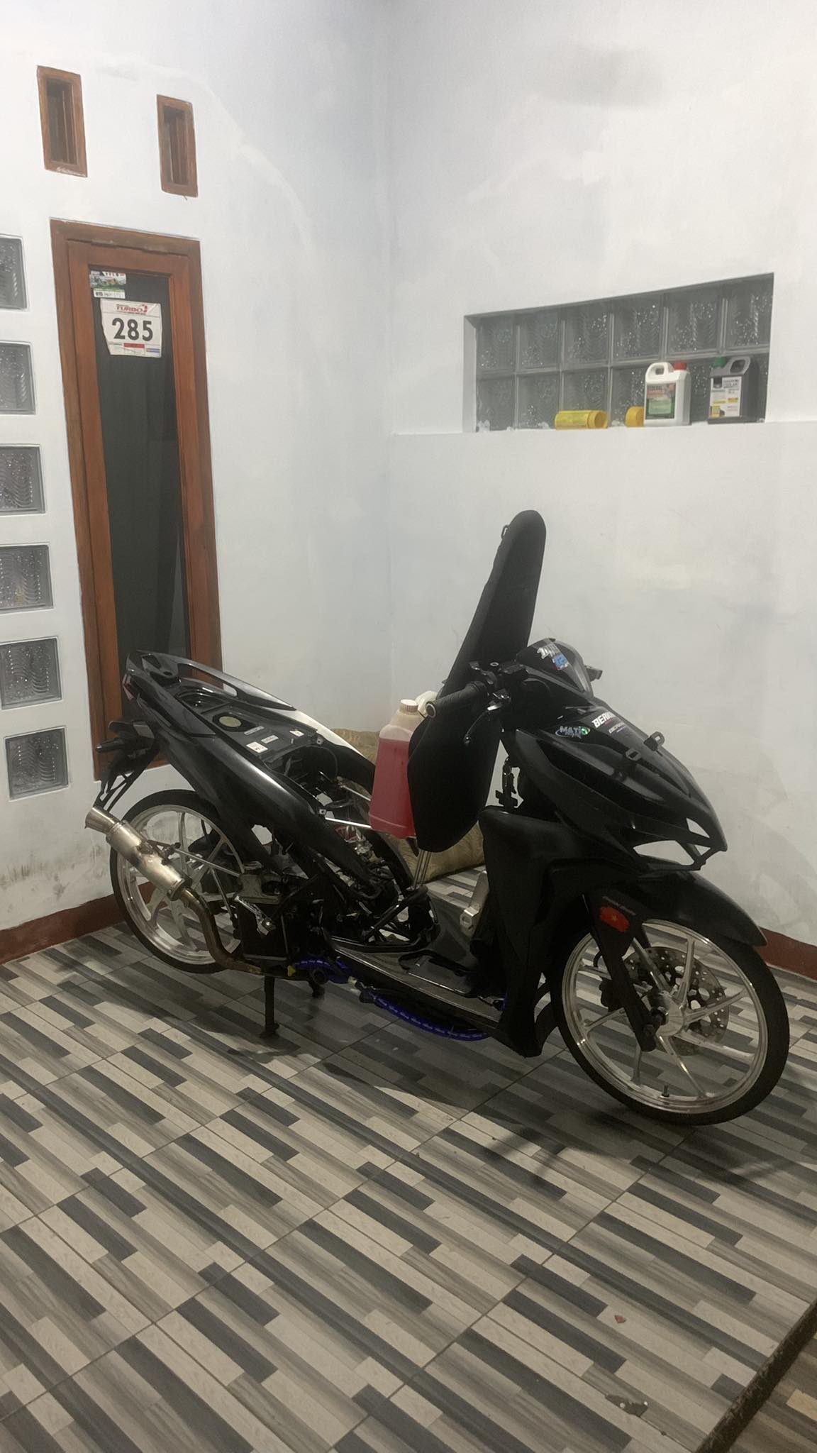 j2 b2 manga nu peryogi A6 jaminan j mulus lok batim