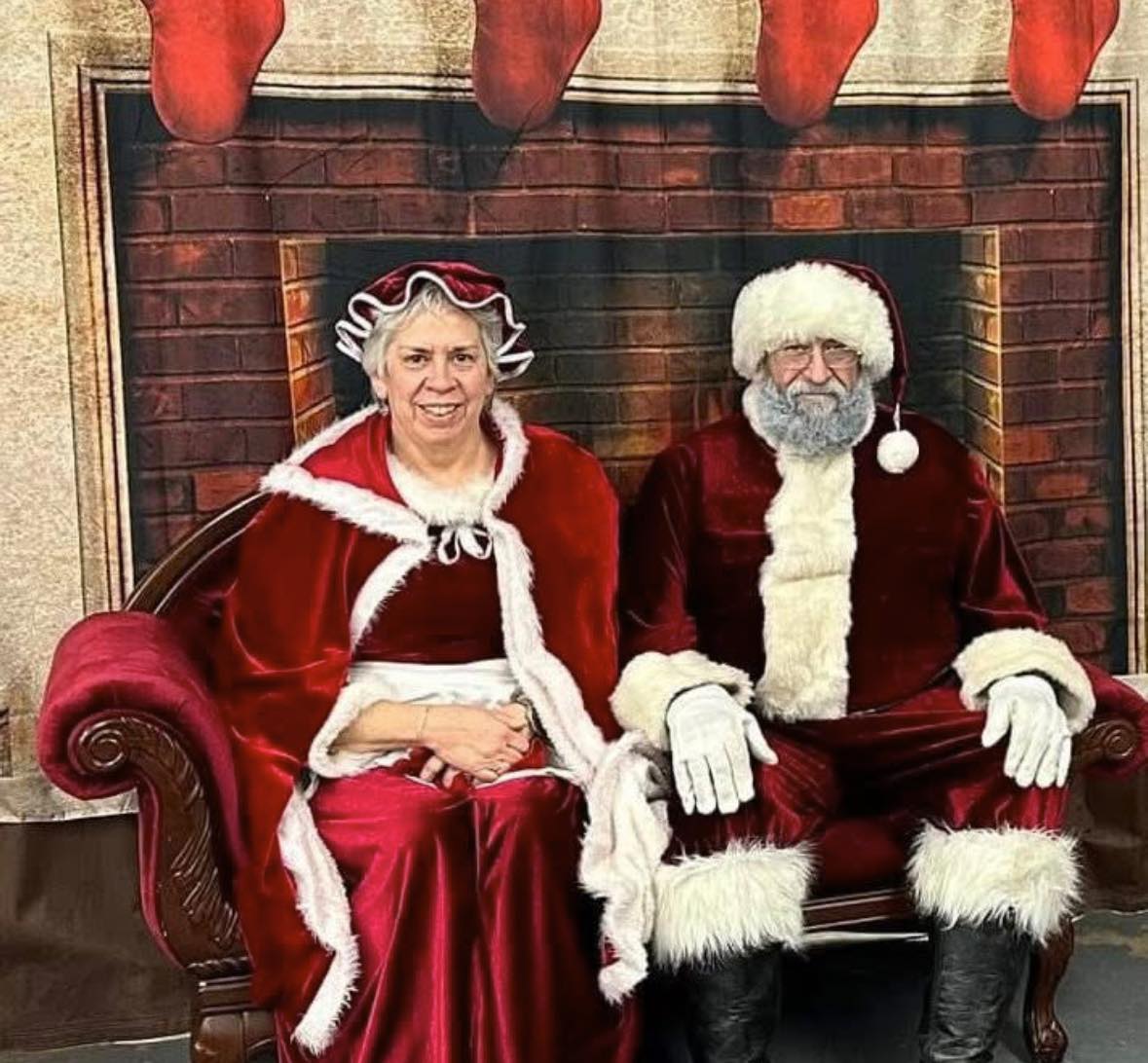 Waymart - 🎅 Santa Arrives TODAY at 2:00 PM! 🎅 Santa Claus is coming to ...