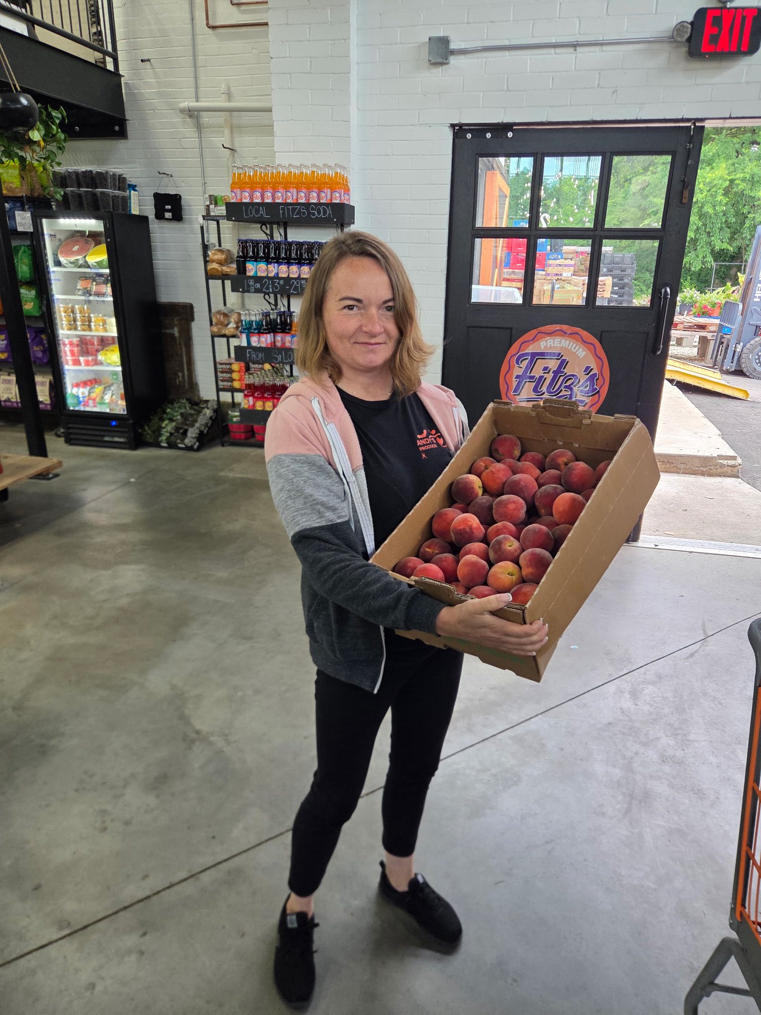 🍒🍒HUGE PRICE DROP THIS MORNING 🍒🍒 CAMPBELL MO PEACHES 🍑 2 lbs