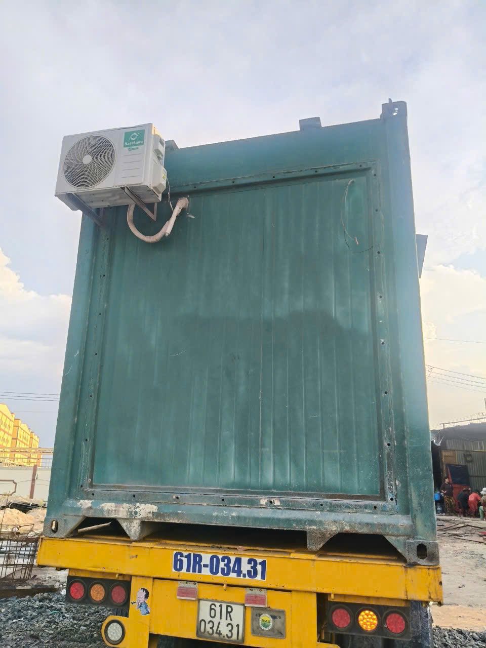 Hội mua bán container cũ | 👉Thanh lý Cont 40f Vp làm từ võ cont lạnh ...
