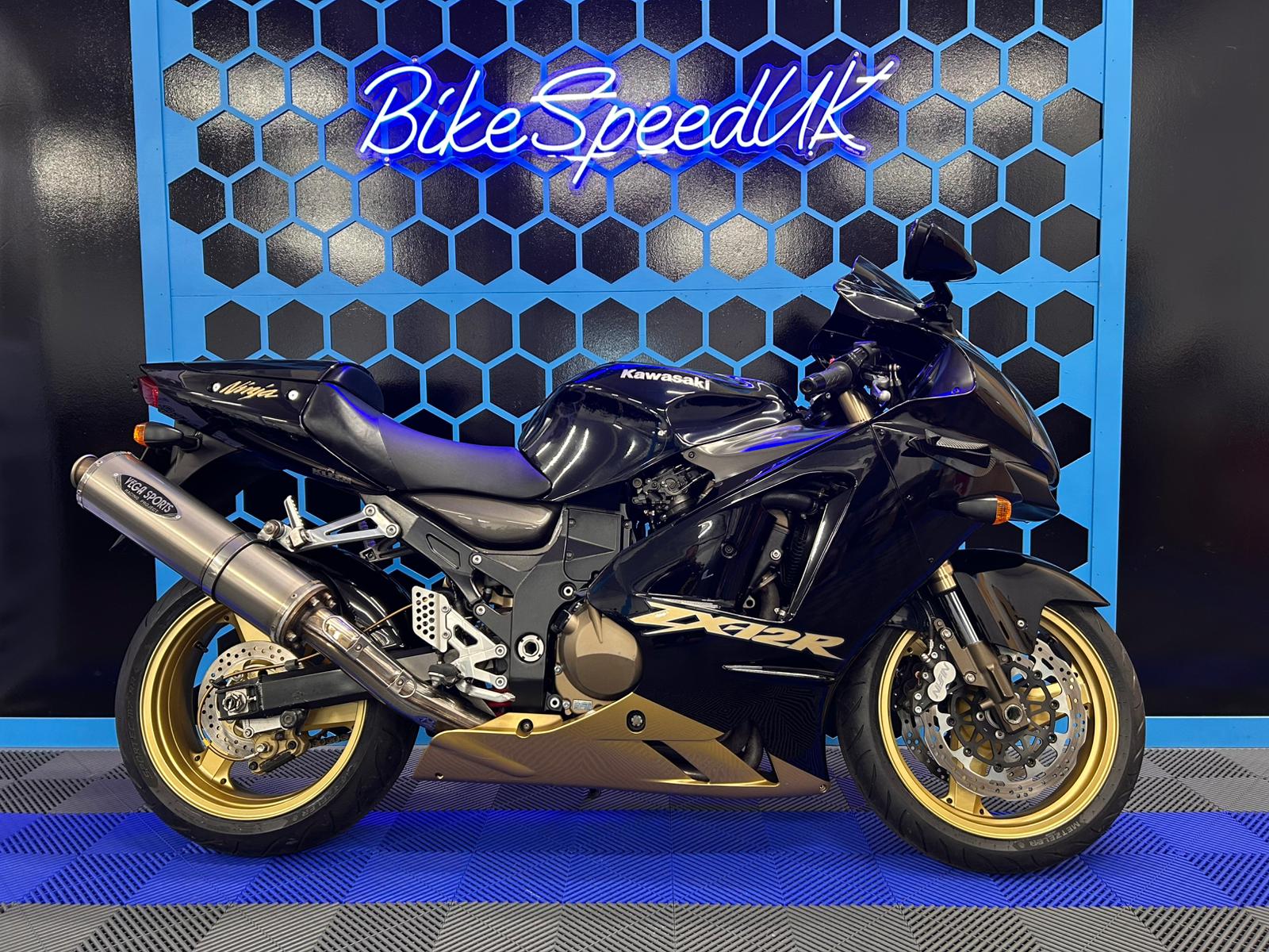 2004 Kawasaki Ninja ZX-12R for sale at Bikespeeduk