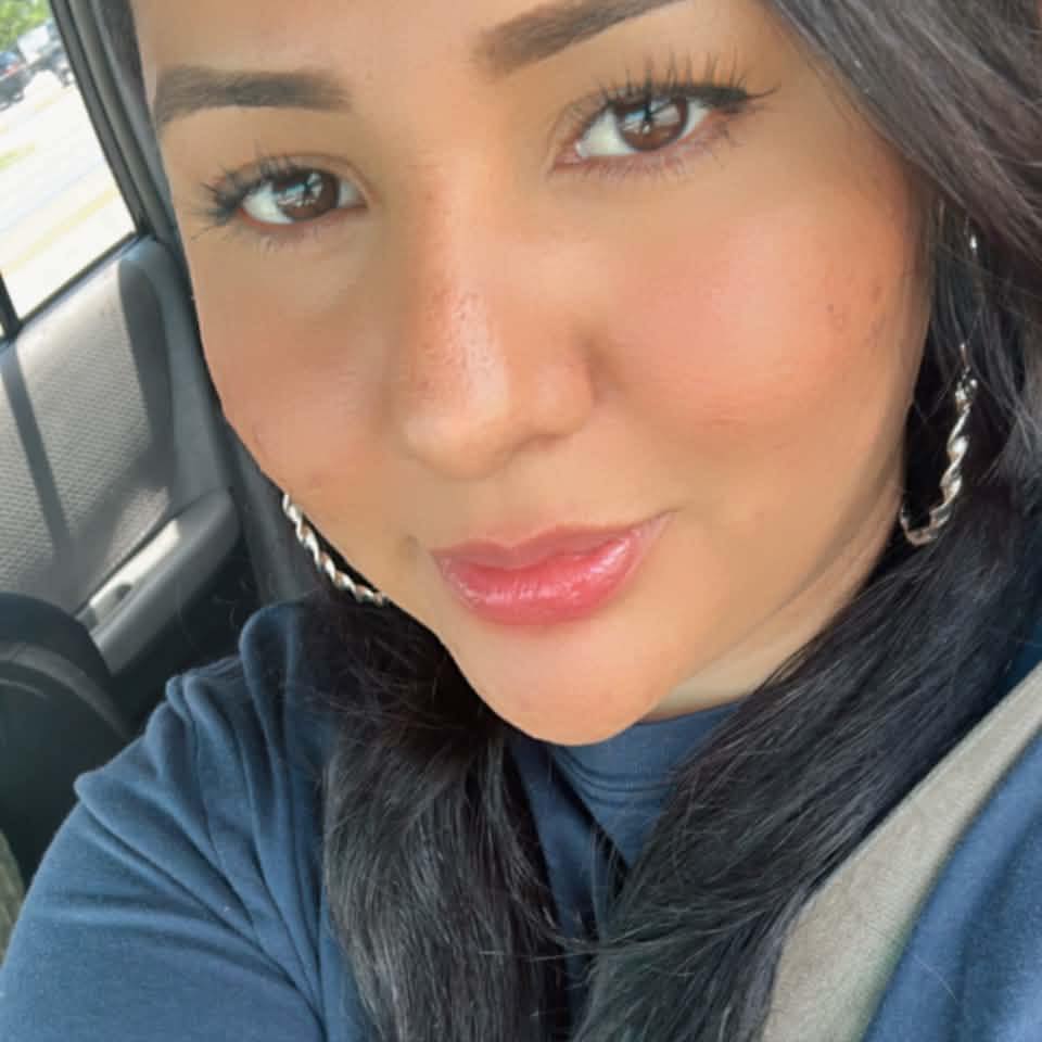 Elsy Lainez - Que te gustaría besarme ? | Facebook