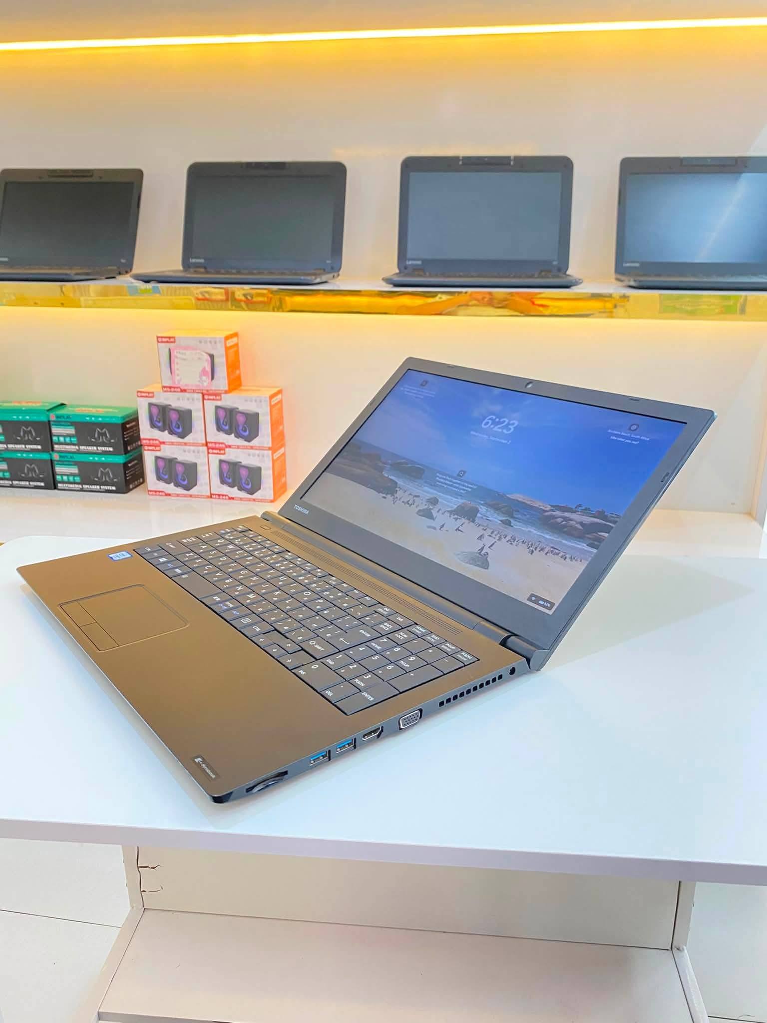 Toshiba Dynabook B55 laptop for sale, Intel Core i3, 4GB RAM